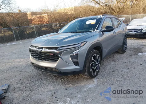 2025 Chevrolet Trax Fwd 2Rs z USA, uszkodzony, nr VIN KL77LJEP9SC301883